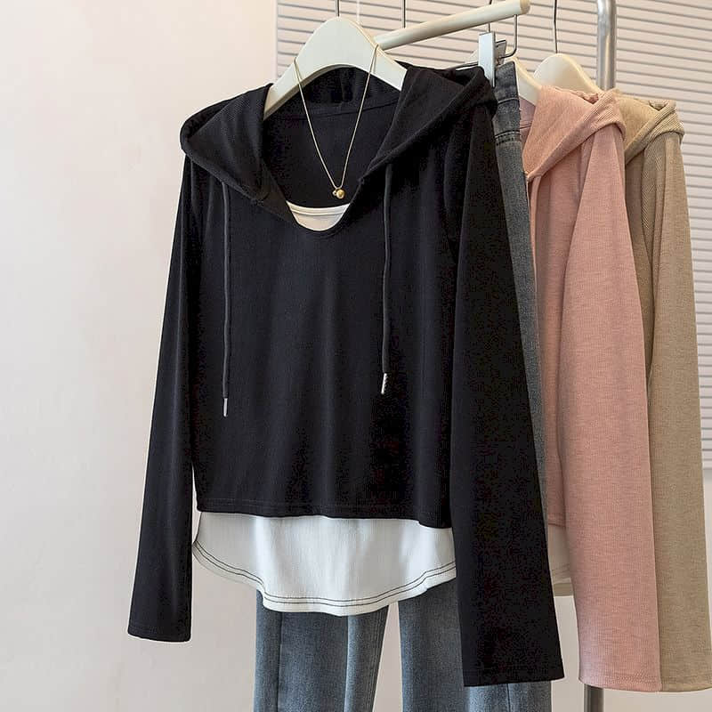 Winter Clothing Colors 2026 - Hooded T-shirts Fake Two-piece Contrasting Colors
